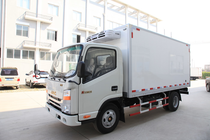 掛肉車(圖2)